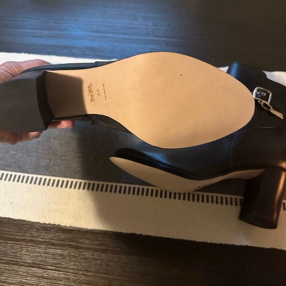 BRAND NEW - Never Worn - Coach Leather Boots Size 9.5 - Picture 4 of 7